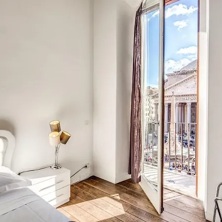 Sole Al Pantheon Bed & Breakfast *